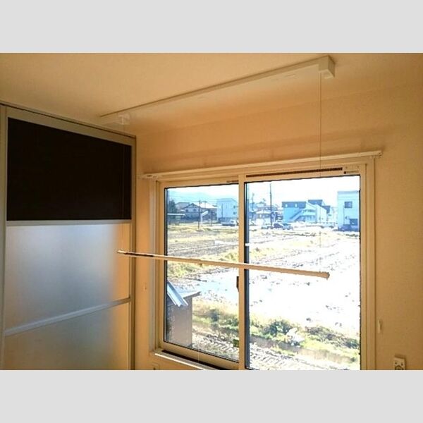 その他設備 (室内物干し)