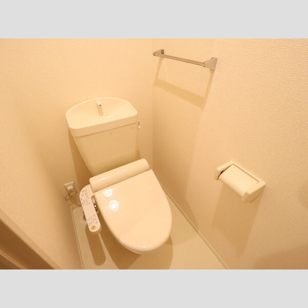 トイレ (温水洗浄暖房便座)