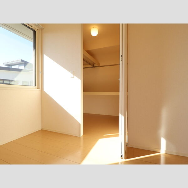 収納 (ウォークインクローゼット)