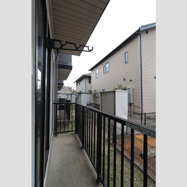 その他 (物干し竿をかける金具付き)