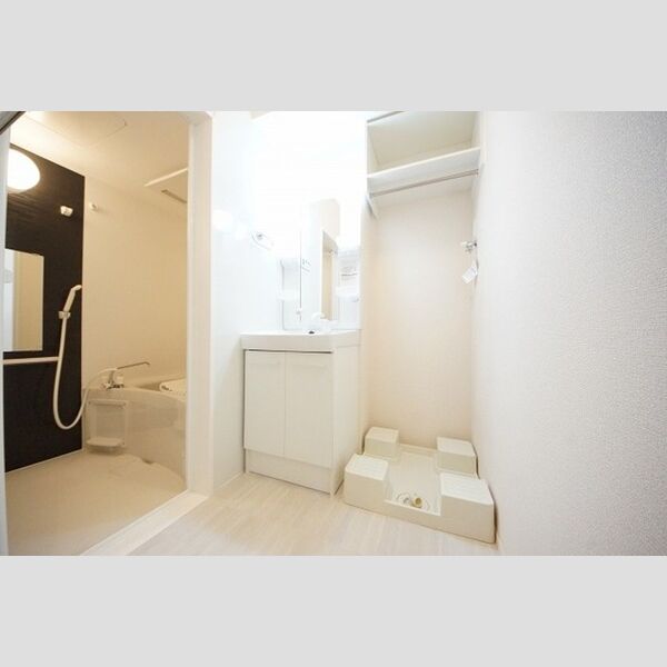 洗面所 (洗髪洗面化粧台)