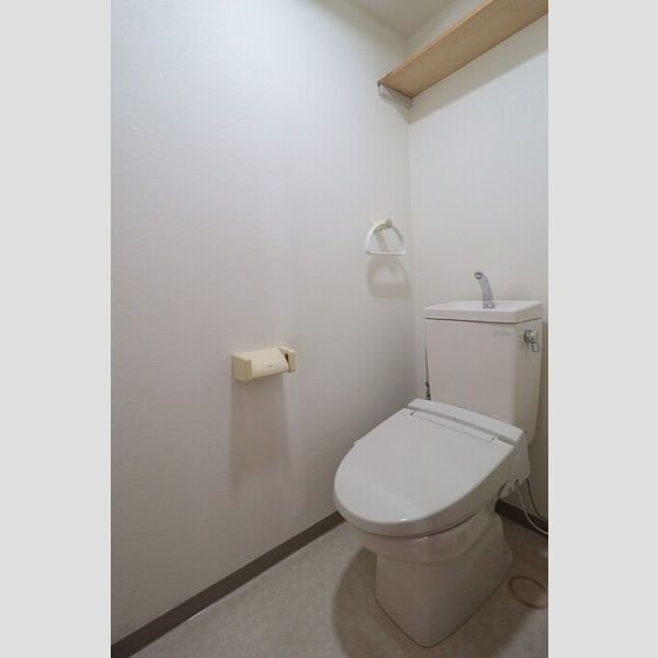 トイレ (温水洗浄暖房便座)