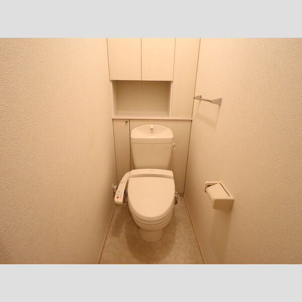 トイレ (温水洗浄暖房便座)