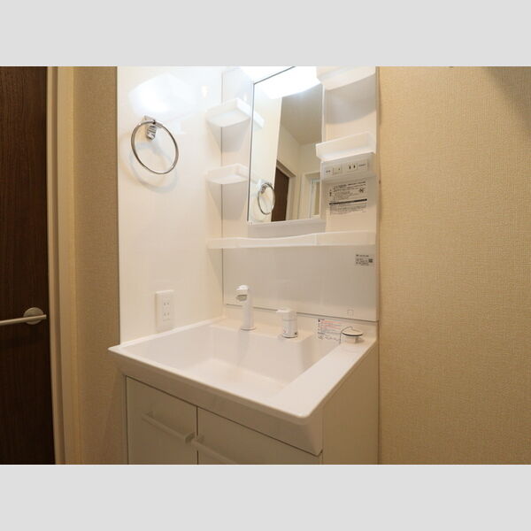 洗面所 (洗髪洗面化粧台)
