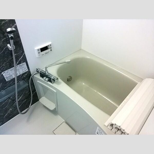 バス (ユニットバス)