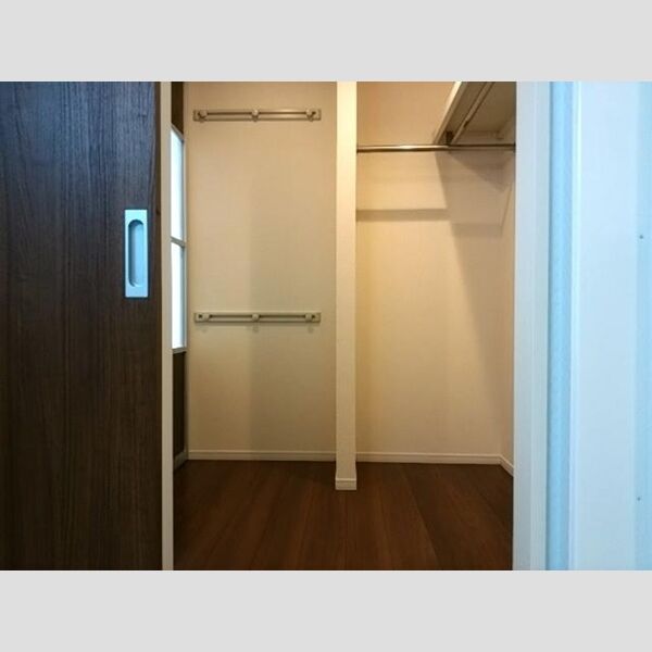 収納 (ウォークインクローゼット)