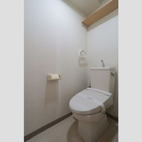 トイレ (温水洗浄暖房便座)