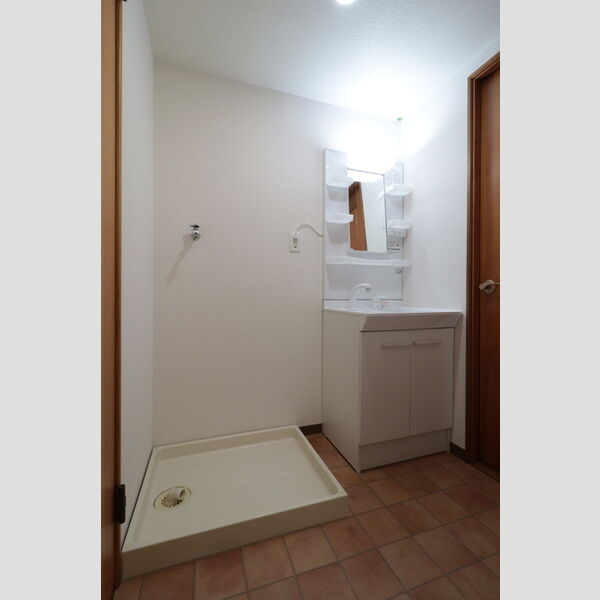 洗面所 (洗髪洗面化粧台)