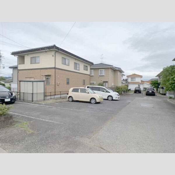 駐車場 (駐車場)