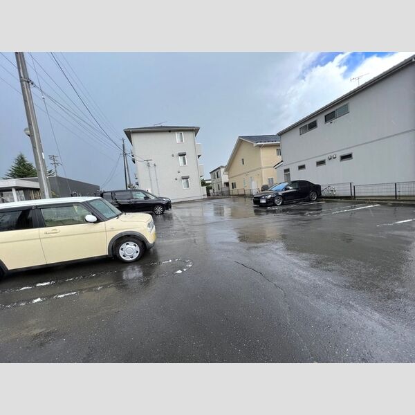 駐車場 (駐車場)