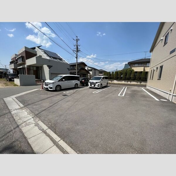 駐車場 (駐車場)