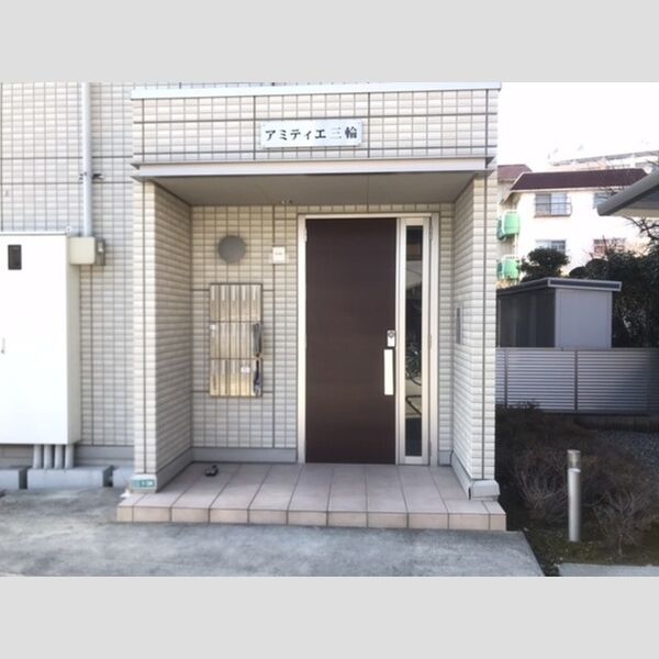 エントランス (エントランス)