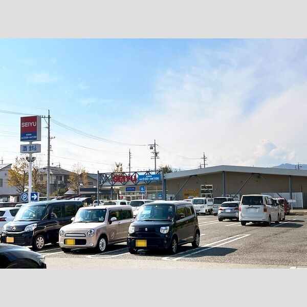 現地周辺 (西友　三本柳店)