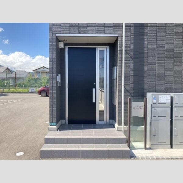 エントランス (エントランス)