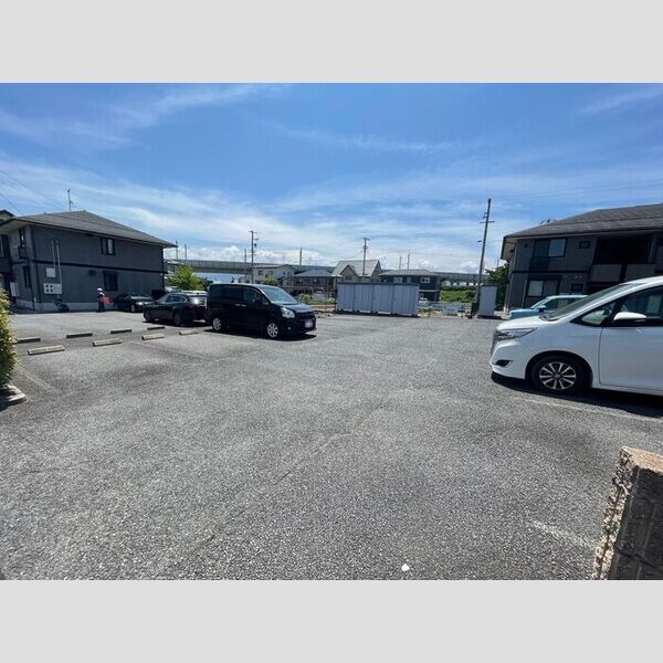 駐車場 (駐車場)