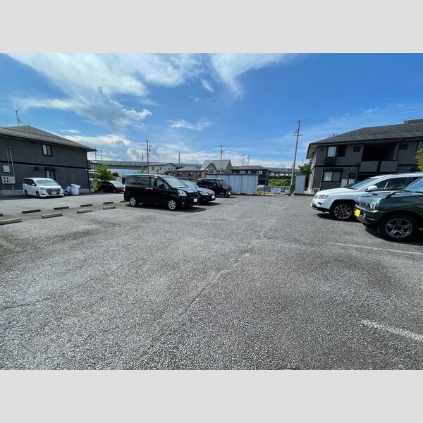 駐車場 (駐車場)