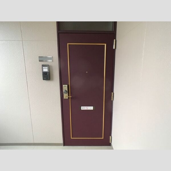 エントランス (エントランス)