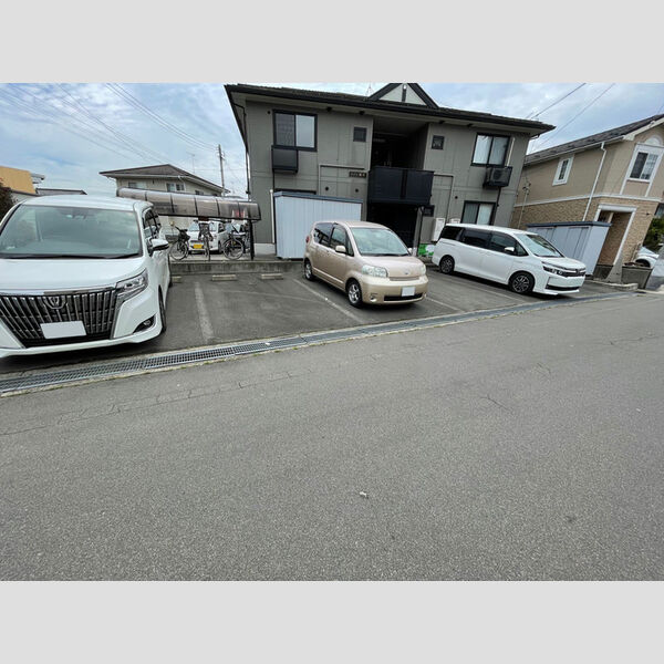 駐車場 (駐車場)