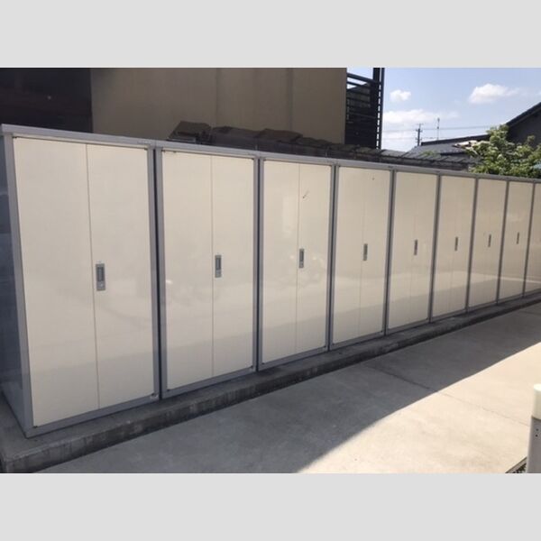 現地周辺 (物置)