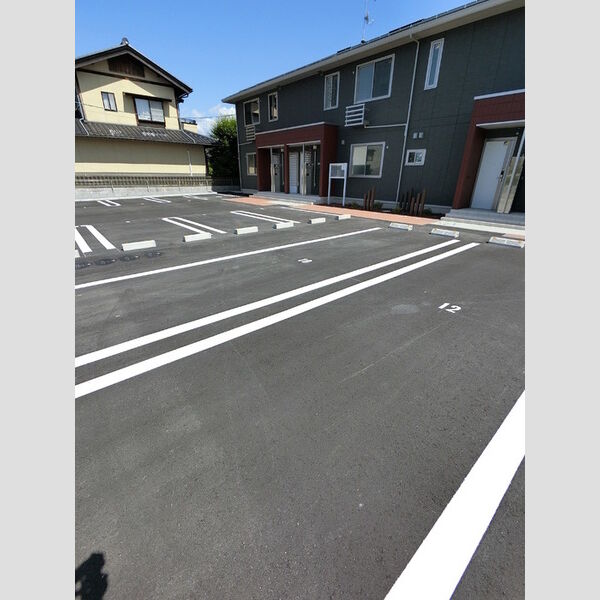 駐車場 (駐車場)