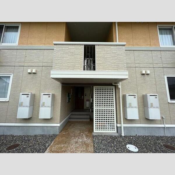 エントランス (エントランス)