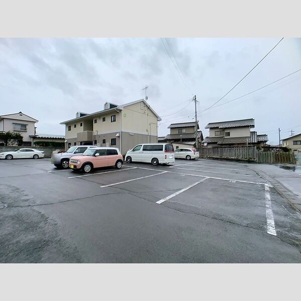 駐車場 (駐車場)