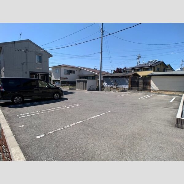 駐車場 (駐車場)