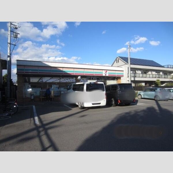 現地周辺 (セブンイレブン長野青木島団地入口店)