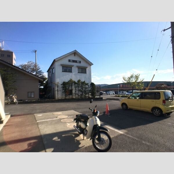 駐車場 (駐車場)
