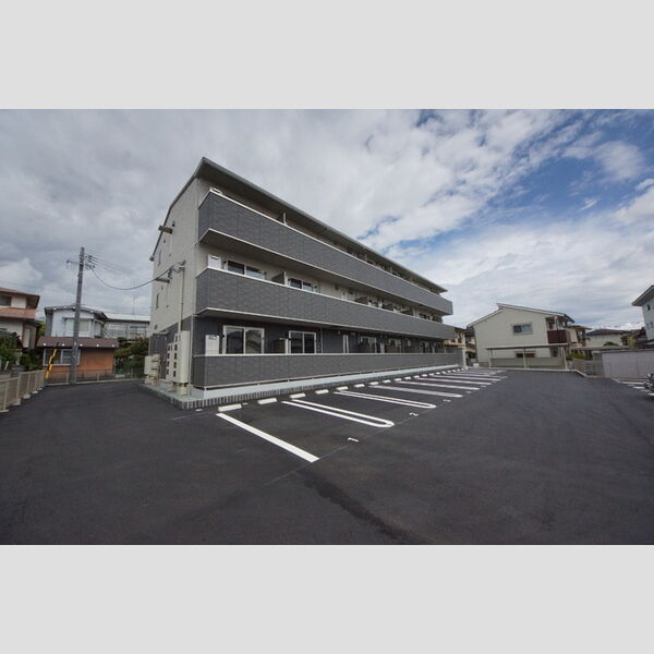 駐車場 (駐車場)