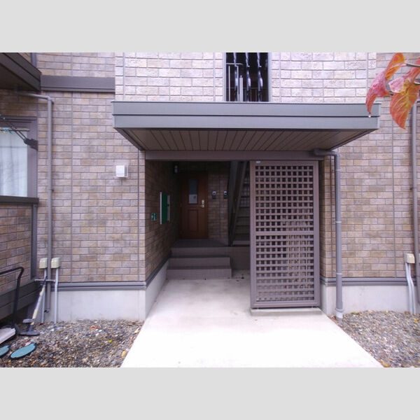 エントランス (エントランス)