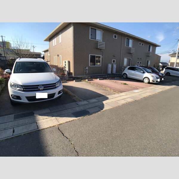 駐車場 (駐車場)