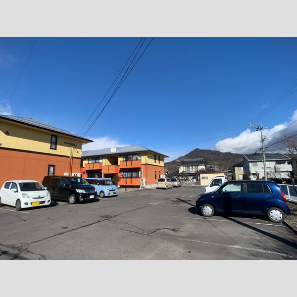 駐車場 (駐車場)