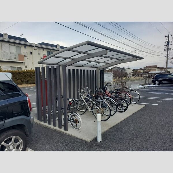 現地周辺 (サイクルポート)
