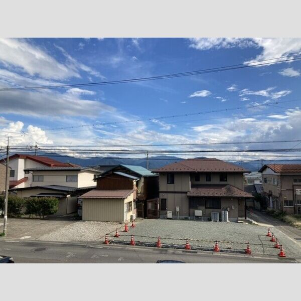 現地周辺 (バルコニーから)