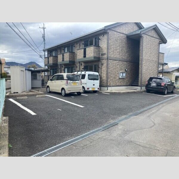 駐車場 (駐車場)