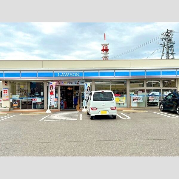 現地周辺 (ローソン　長野ホクト文化ホール前店)