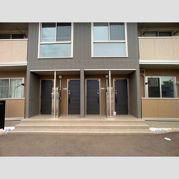 エントランス (エントランス)