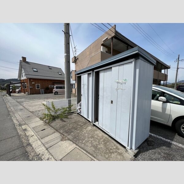 現地周辺 (ゴミ置き場)