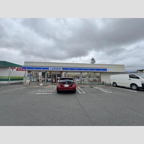 現地周辺 (ローソン ホクト文化ホール前店)