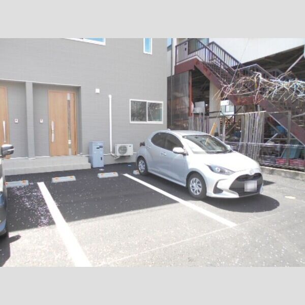 駐車場 (駐車場)