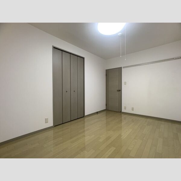 その他 (南洋室(6帖))