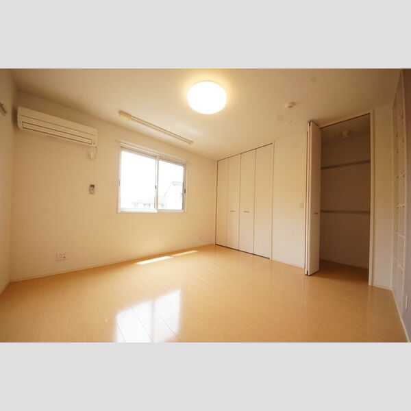 その他 (洋室①)