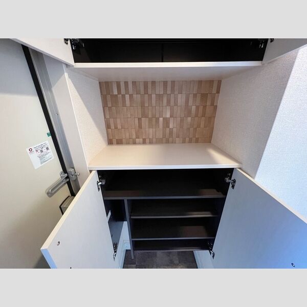 その他 (シューズクローゼット)