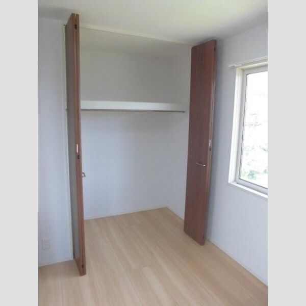 収納 (クローゼット)