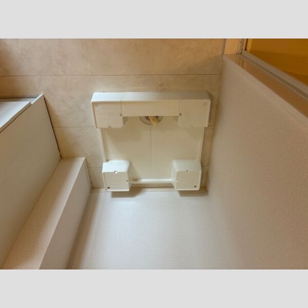 その他 (洗濯機置き場)