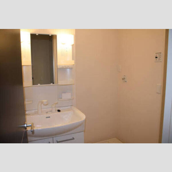 その他 (プライマリーコートF　1F)