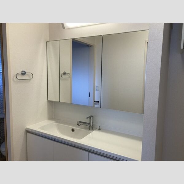 洗面所 (洗面台)