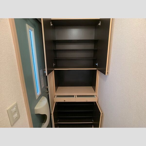 その他 (シューズクローゼット)