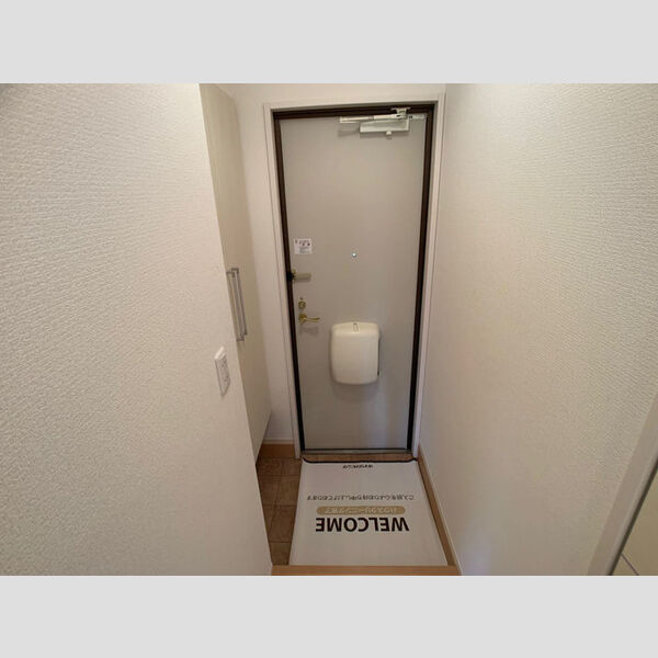 玄関 (玄関)